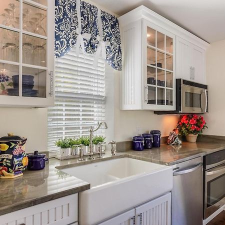 Seaside Manor Villa Bradenton Beach Bagian luar foto