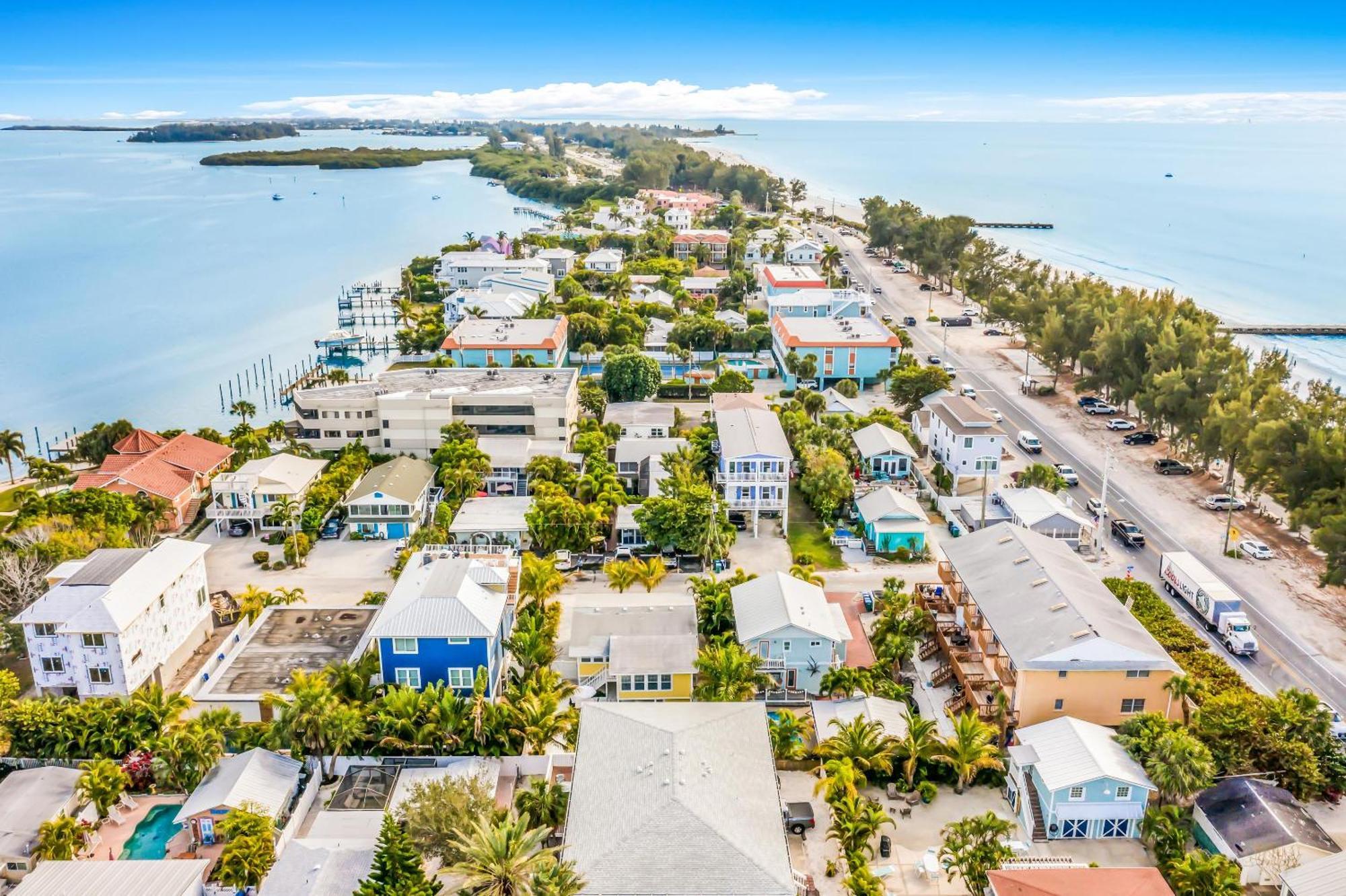 Seaside Manor Villa Bradenton Beach Bagian luar foto