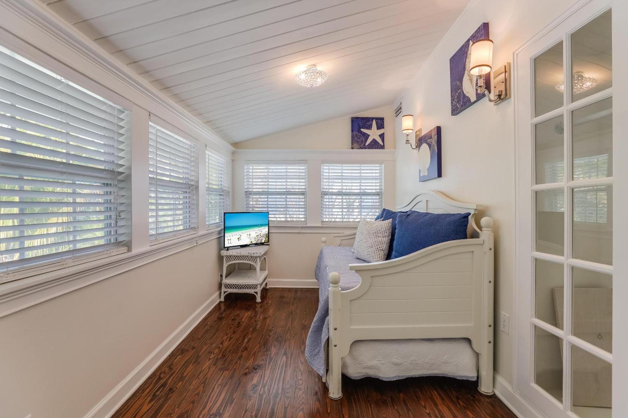Seaside Manor Villa Bradenton Beach Bagian luar foto