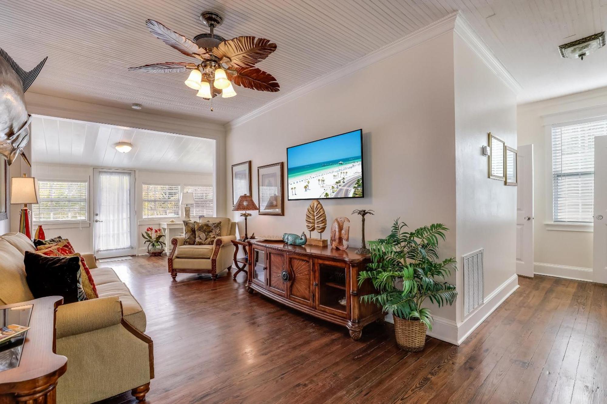 Seaside Manor Villa Bradenton Beach Bagian luar foto