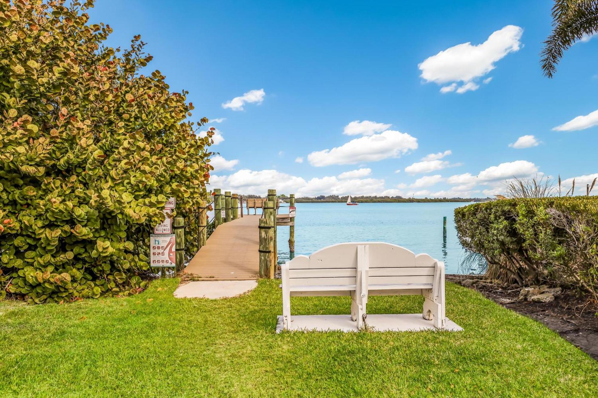 Seaside Manor Villa Bradenton Beach Bagian luar foto